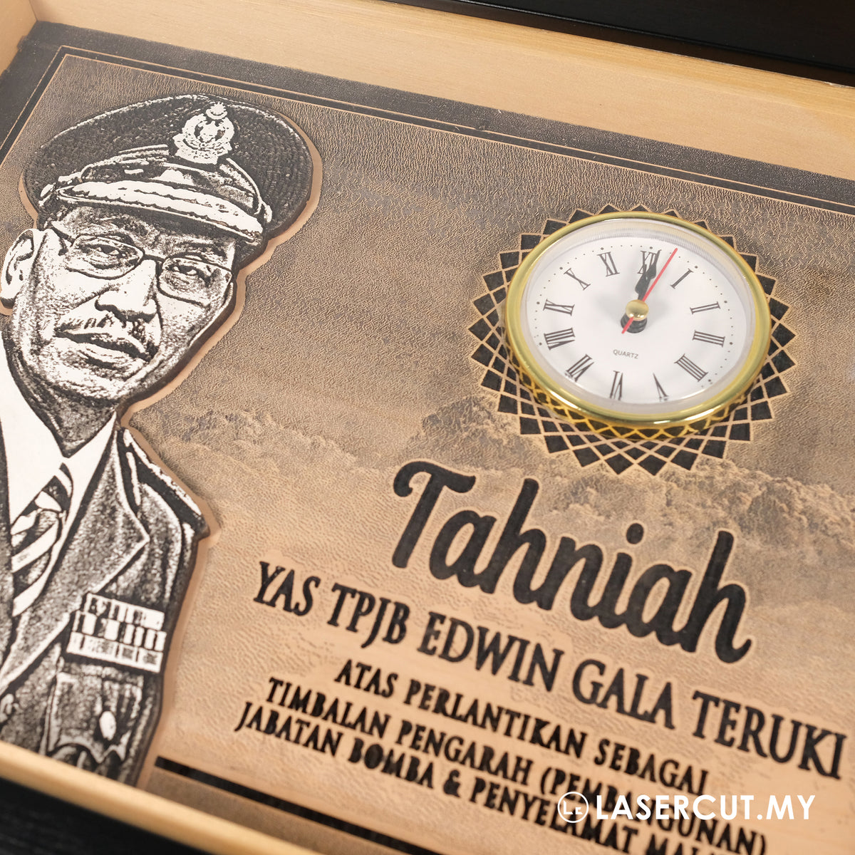 Personalized Portrait With Frame and Clock