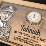 Personalized Portrait With Frame and Clock