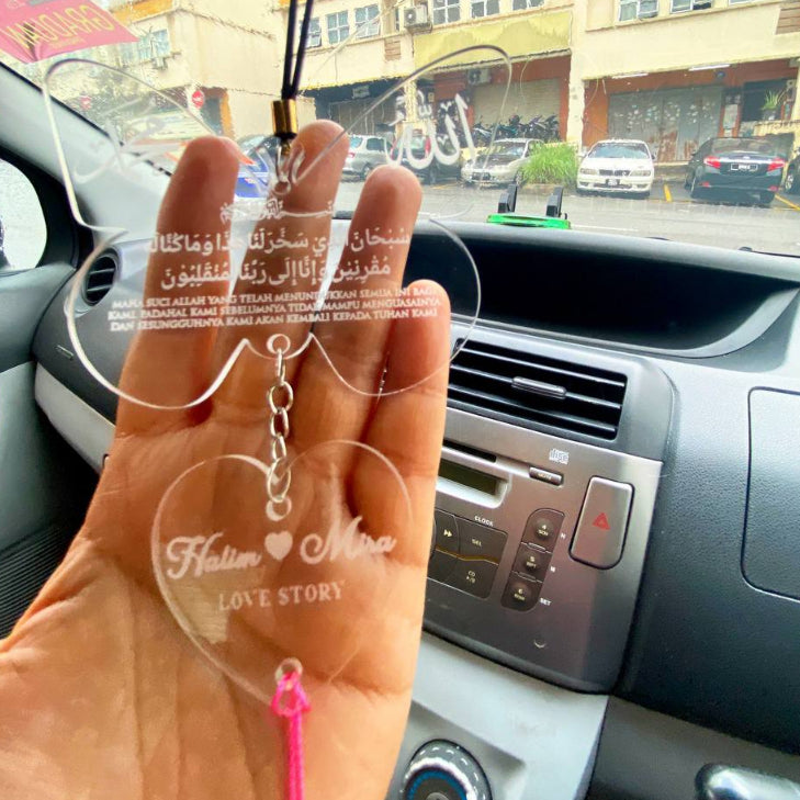 Loket Kereta / Hiasan Gantungan Kereta